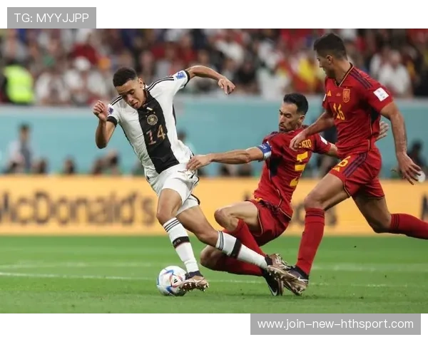 世界杯教练临场换人策略盘点，谁最果敢？